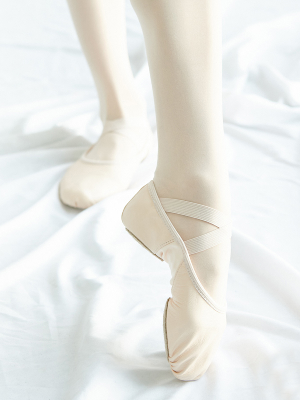 Capezio_2038W Hanami Leather Ballet シューズ